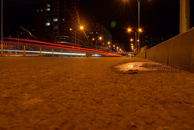 Lungo il viale... di AndyT