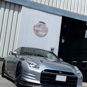 NISSAN GT-R R35