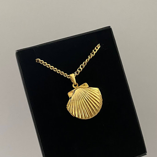 Title 4, Titanium Steel Album Necklace Opening and Closi...