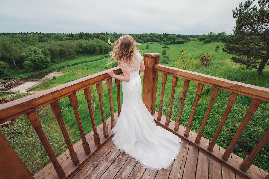 Fotógrafo de casamento Pavel Smirnov (sadvillain). Foto de 16 de junho 2017