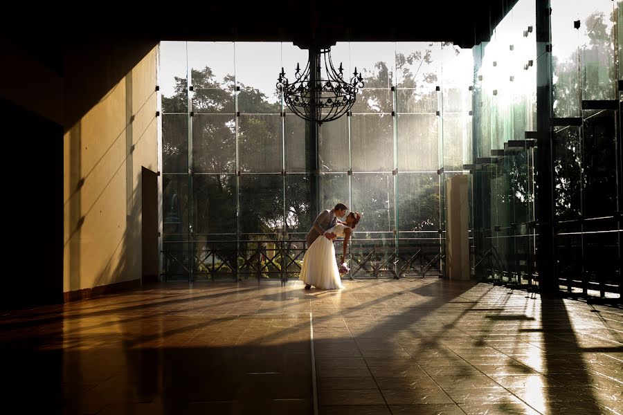 Vestuvių fotografas Fabian Gonzales (feelingrafia). Nuotrauka 2022 spalio 18