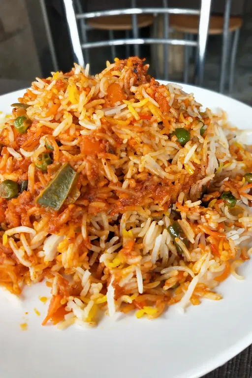 Veg Hyderabadi Biryani Dum