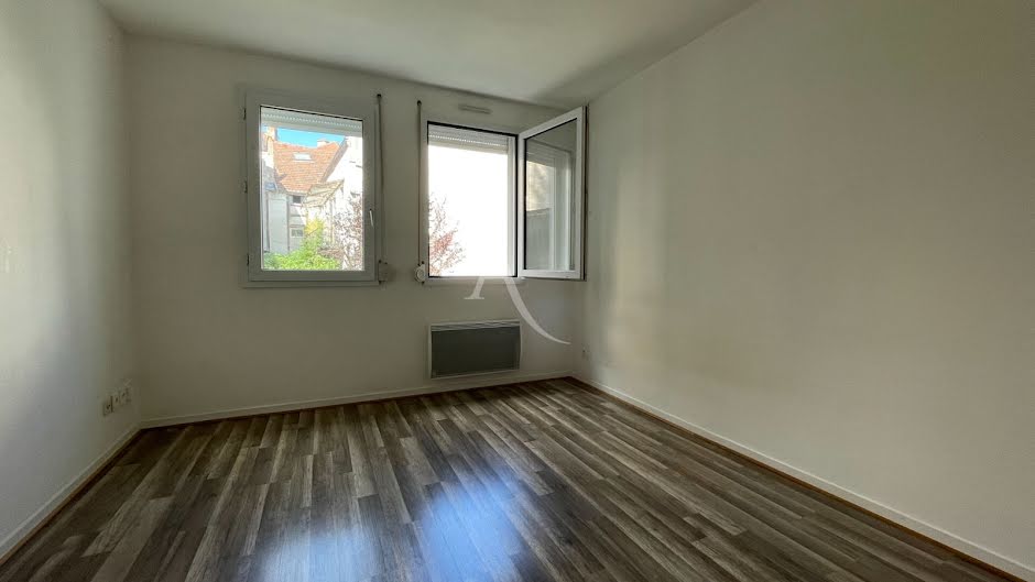 Location  appartement 1 pièce 21.7 m² à Chalon-sur-saone (71100), 400 €