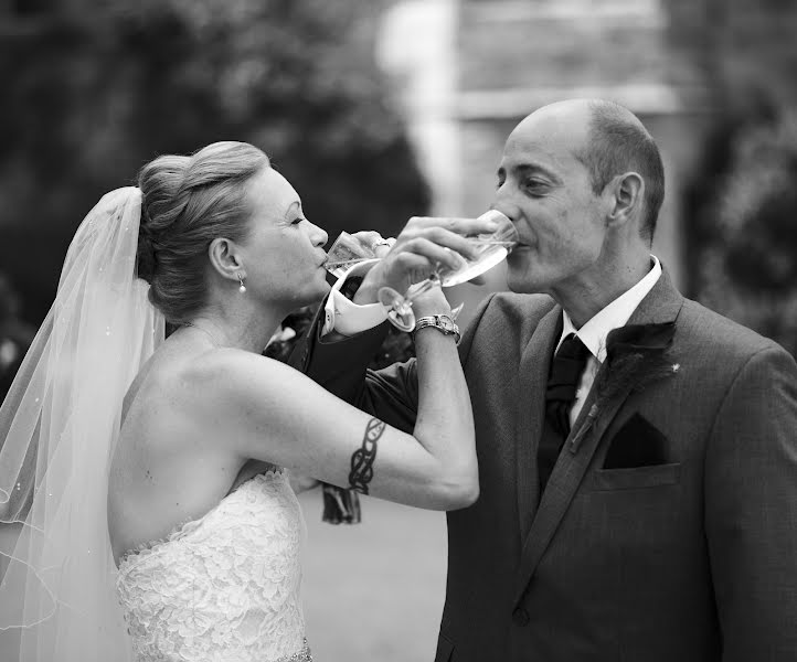 Fotógrafo de casamento Richard Watkins (richardwatkins). Foto de 31 de agosto 2017