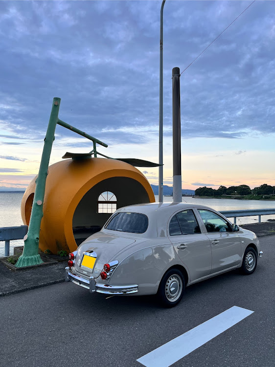 ビュートの光岡自動車・ビュートk13・フルーツバス停に関するカスタム事例の投稿画像4枚目