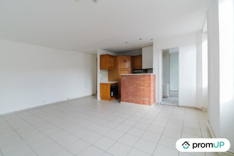 Vente appartement 3 pièces 60 m² à Saint-Etienne (42000), 69 000 €