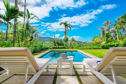 Maison avec piscine et jardin 2