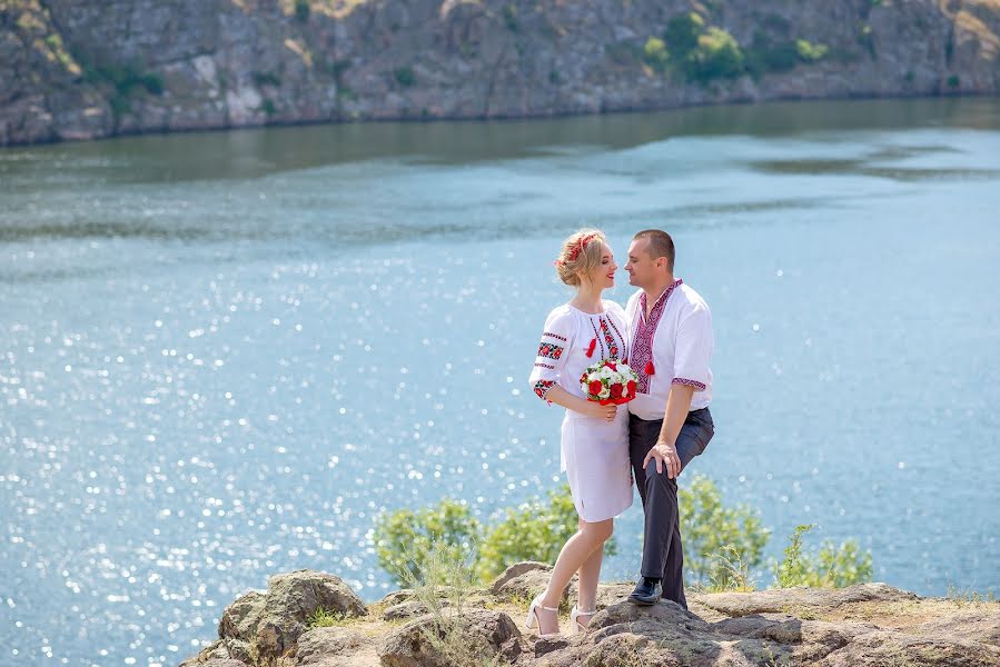 Wedding photographer Oleksandra Podgola (podgola). Photo of 18 August 2020