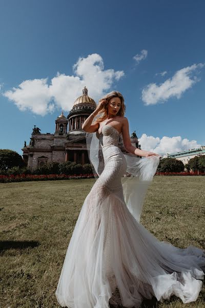 Fotógrafo de casamento Viktor Savelev (savelyev). Foto de 4 de agosto 2020