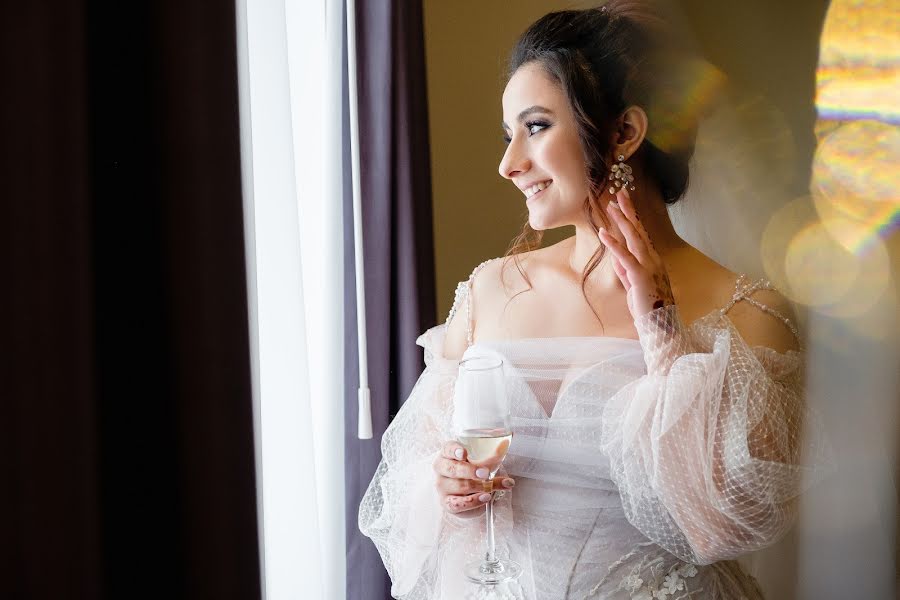 Wedding photographer Darya Andrianova (monoliza). Photo of 26 March 2021