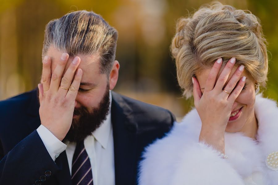 Fotógrafo de casamento Gennadiy Chebelyaev (meatbull). Foto de 2 de janeiro 2018