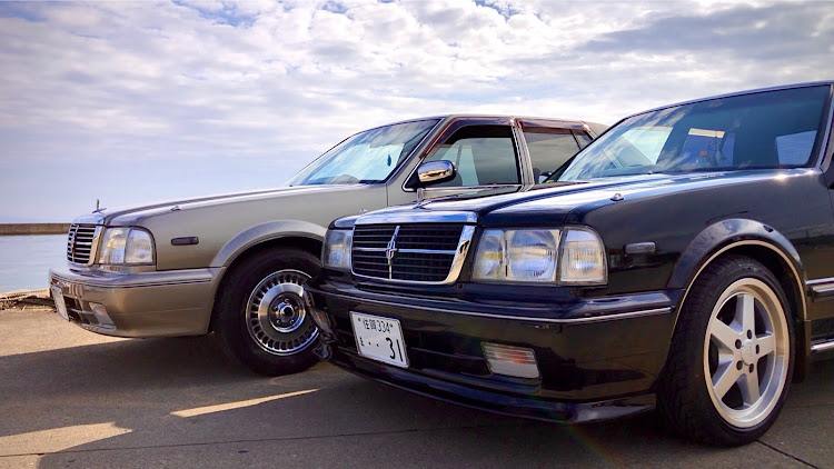セドリックセダンの西九州連合 car club 和楽・SHOWA☆ろっかーズ・Y31夫婦☺️・2020ベストショット・目指せPickUpCarsに関するカスタム事例の投稿画像5枚目