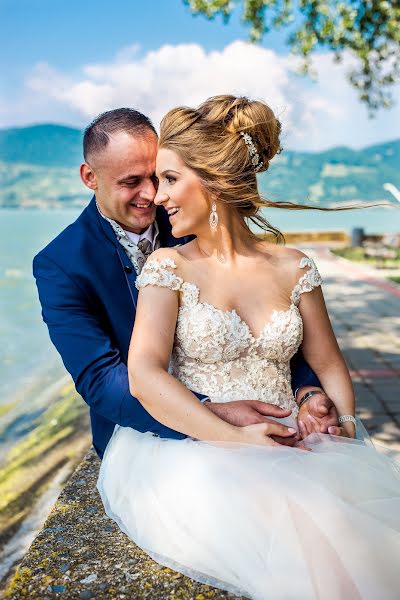 Wedding photographer Vladimir Milojkovic (mvladimir). Photo of 13 April 2019