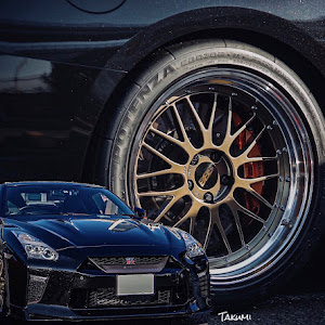 NISSAN GT-R R35