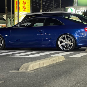 RS5 クーペ B8