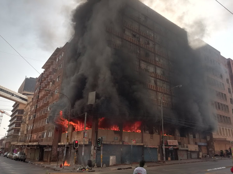 Building on fire in the Johannesburg CBD.