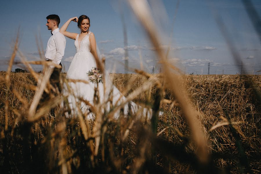 Wedding photographer Anna Berezina (annberezina). Photo of 24 August 2020