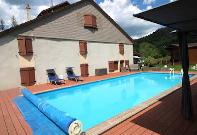 Farmhouse with pool 9