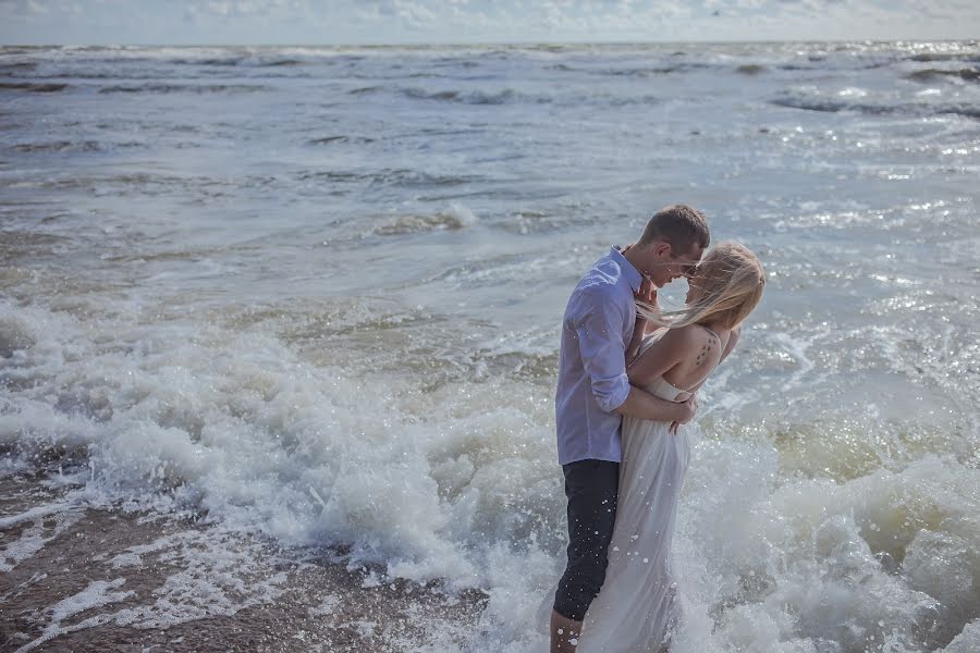 Fotógrafo de casamento Deimante Piraityte (forestboo). Foto de 11 de outubro 2020