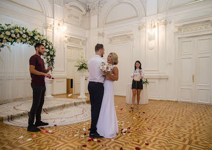 Fotógrafo de casamento Artem Konoplyanko (artemkonoplianko). Foto de 28 de dezembro 2018