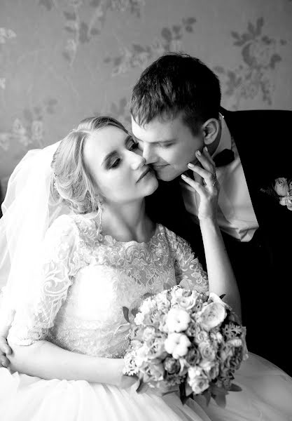 Wedding photographer Tatyana Tenkovskaya (tenkovskaya). Photo of 15 February 2019