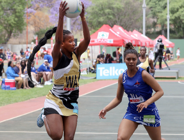 Sanelisiwe Ntobela of Johannesburg in action against Cape Town on day one of the 2023 SPAR National Netball Championships at the Hoërskool Rustenburg on Monday.