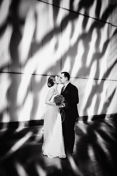 Wedding photographer Nika Zavyalova (fotlisa). Photo of 9 December 2015