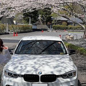 3シリーズ セダン 320i