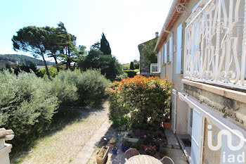 maison à Saint-Saturnin-lès-Avignon (84)