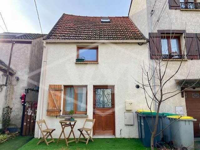 Vente maison 2 pièces 42 m² à Combs-la-Ville (77380), 178 000 €