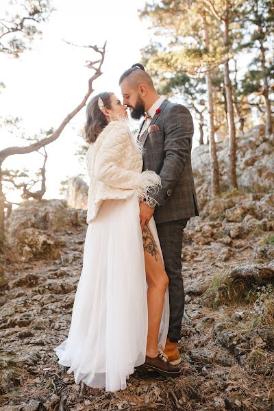 Wedding photographer Yuliya Samoylova (julgor). Photo of 17 April 2019