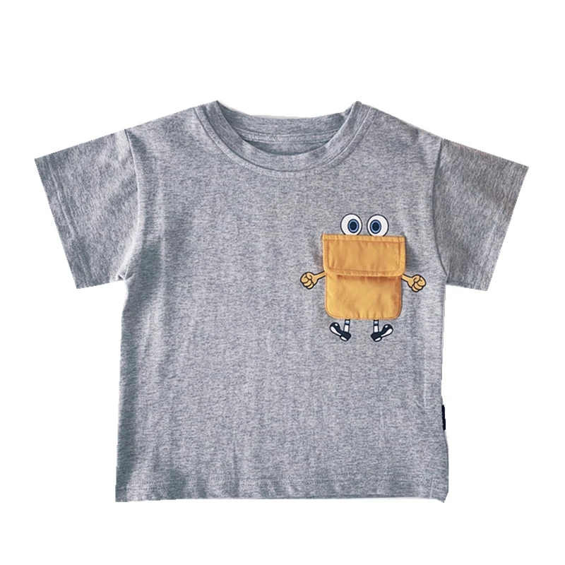 Blusa Infantil Summer Q com Cores Contrastantes e Bolso. Top fofo para crianças, ideal para o verão, confortável e estiloso para diversas atividades.