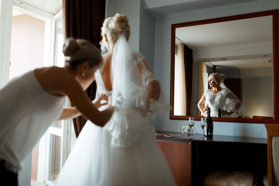 Fotógrafo de casamento Dmitriy Li (kalimera). Foto de 21 de junho 2019