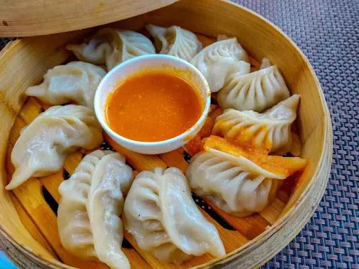 Steamed Veg Momo (10 Pcs)