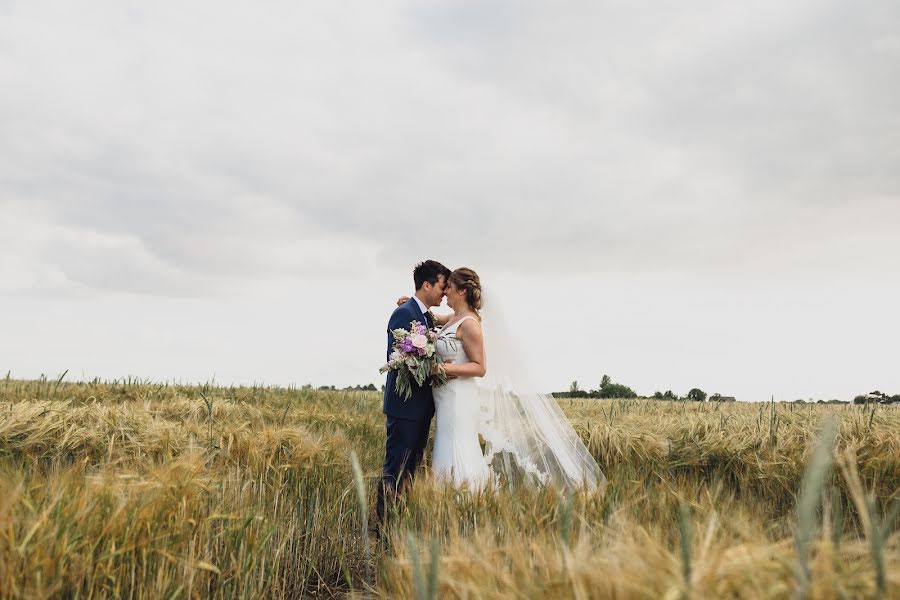 Wedding photographer Jess Yarwood (jessyarwoodphoto). Photo of 15 April 2020