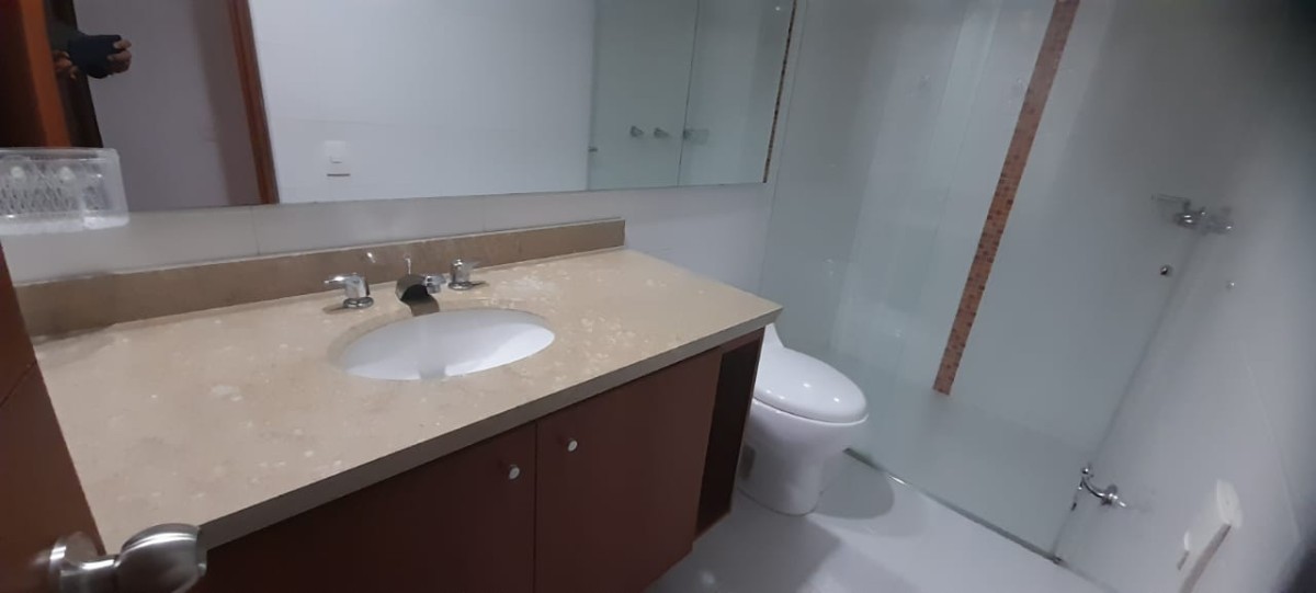 Apartamento En Venta - Cedritos, Bogota