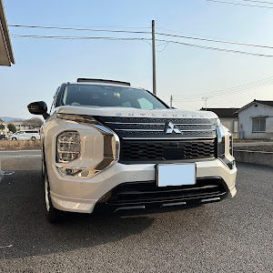 アウトランダーPHEV GN0W