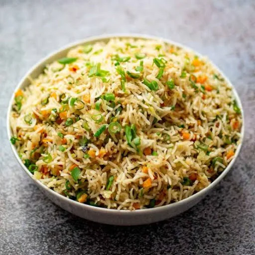 Veg Brunt Garlic Fried Rice[750Ml Box]