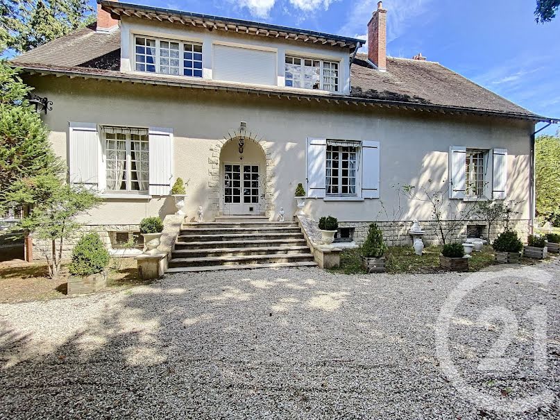 Vente maison 8 pièces 314 m² à Saint-Viâtre (41210), 321 000 €