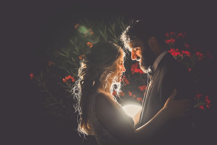 Fotógrafo de casamento Antonis Kritikos (antoniskritikos). Foto de 29 de setembro 2022