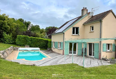 Maison avec piscine et jardin 1