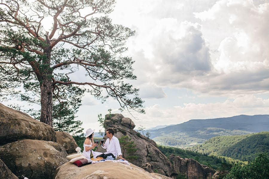 Wedding photographer Sergey Mosevich (mcheetan). Photo of 19 August 2020