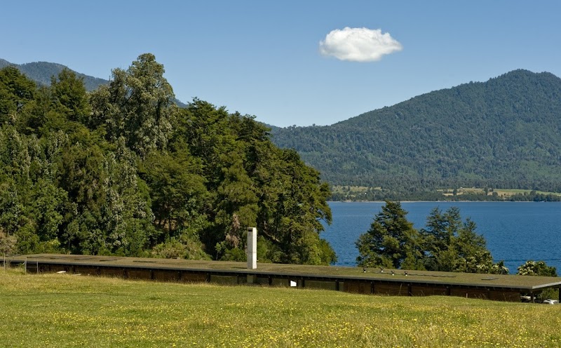 Casa en el lago Rupanco - Izquierdo Lehmann