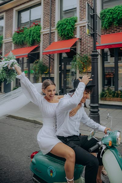 Wedding photographer Vitaliy Ushakov (ushakovitalii). Photo of 10 March 2023