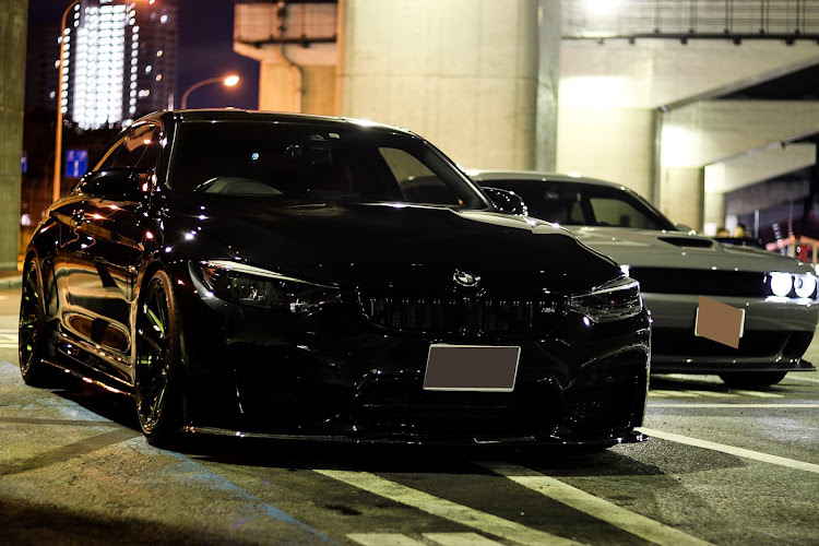 M4 クーペの車好きと繋がりたい・BMW・M4・東大阪PA・f82 m4に関するカスタム事例の投稿画像1枚目