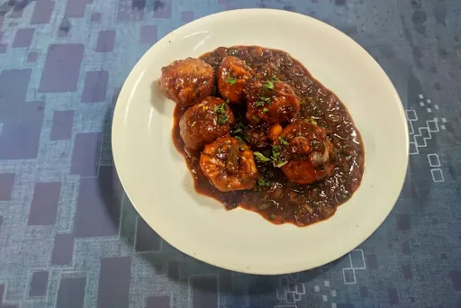 Manchurian Veg Momos [6 Pieces]