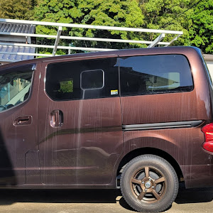 NV200バネット