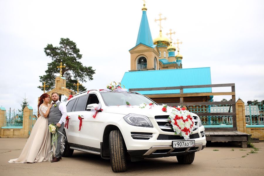 Свадебный фотограф Александр Лихачев (tanculia). Фотография от 9 мая 2019