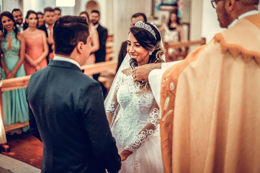 Fotografo di matrimoni Leonardo Lima (limaleonardo). Foto del 11 maggio 2020