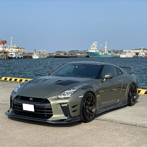 NISSAN GT-R R35